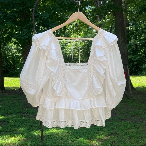 RHODE Charlotte Lace and Ruffle Cotton Peasant Blouse with puff sleeves LG - Picture 6 of 9